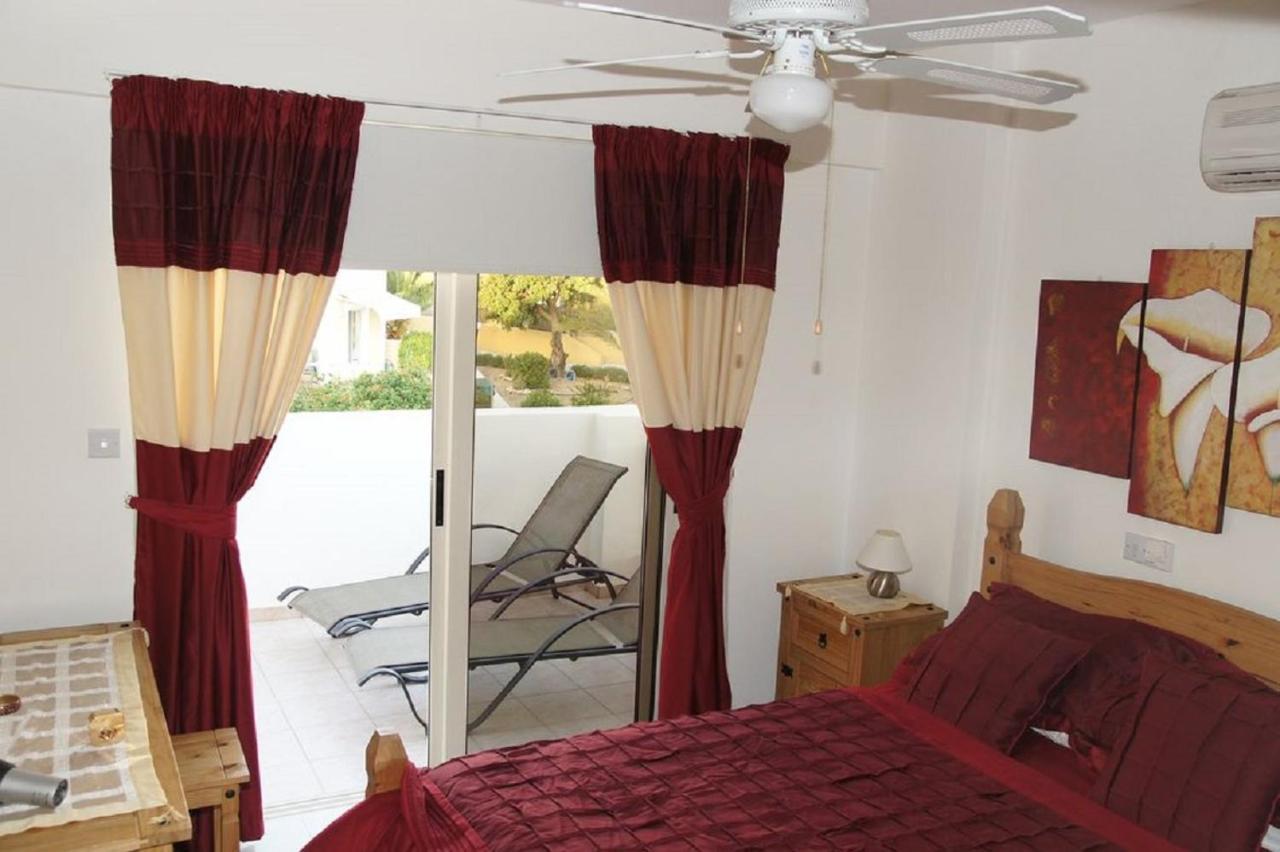 Pleasantly Furnished Apartment B201 With Large Terrace, Wi-Fi & Android Tv Pegeia Eksteriør billede