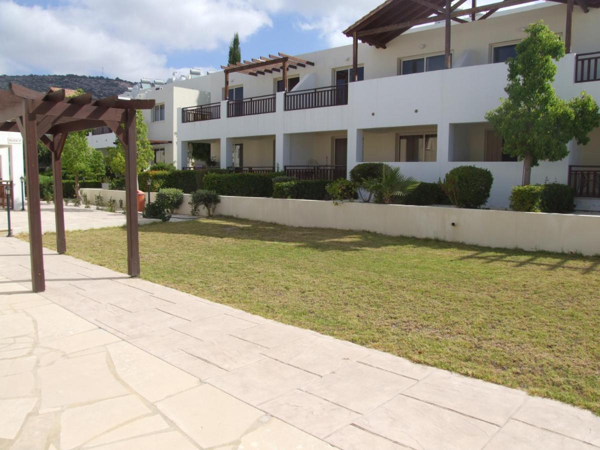 Pleasantly Furnished Apartment B201 With Large Terrace, Wi-Fi & Android Tv Pegeia Eksteriør billede