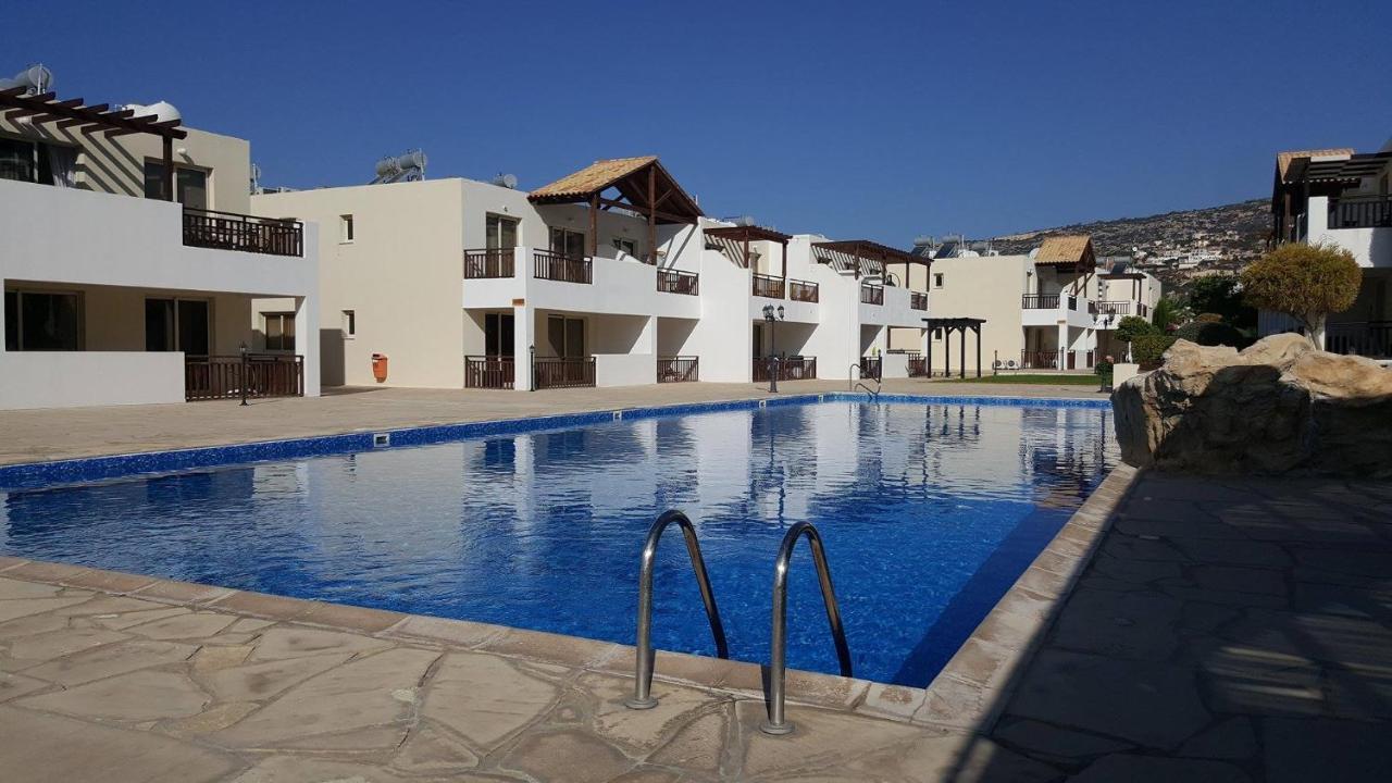Pleasantly Furnished Apartment B201 With Large Terrace, Wi-Fi & Android Tv Pegeia Eksteriør billede
